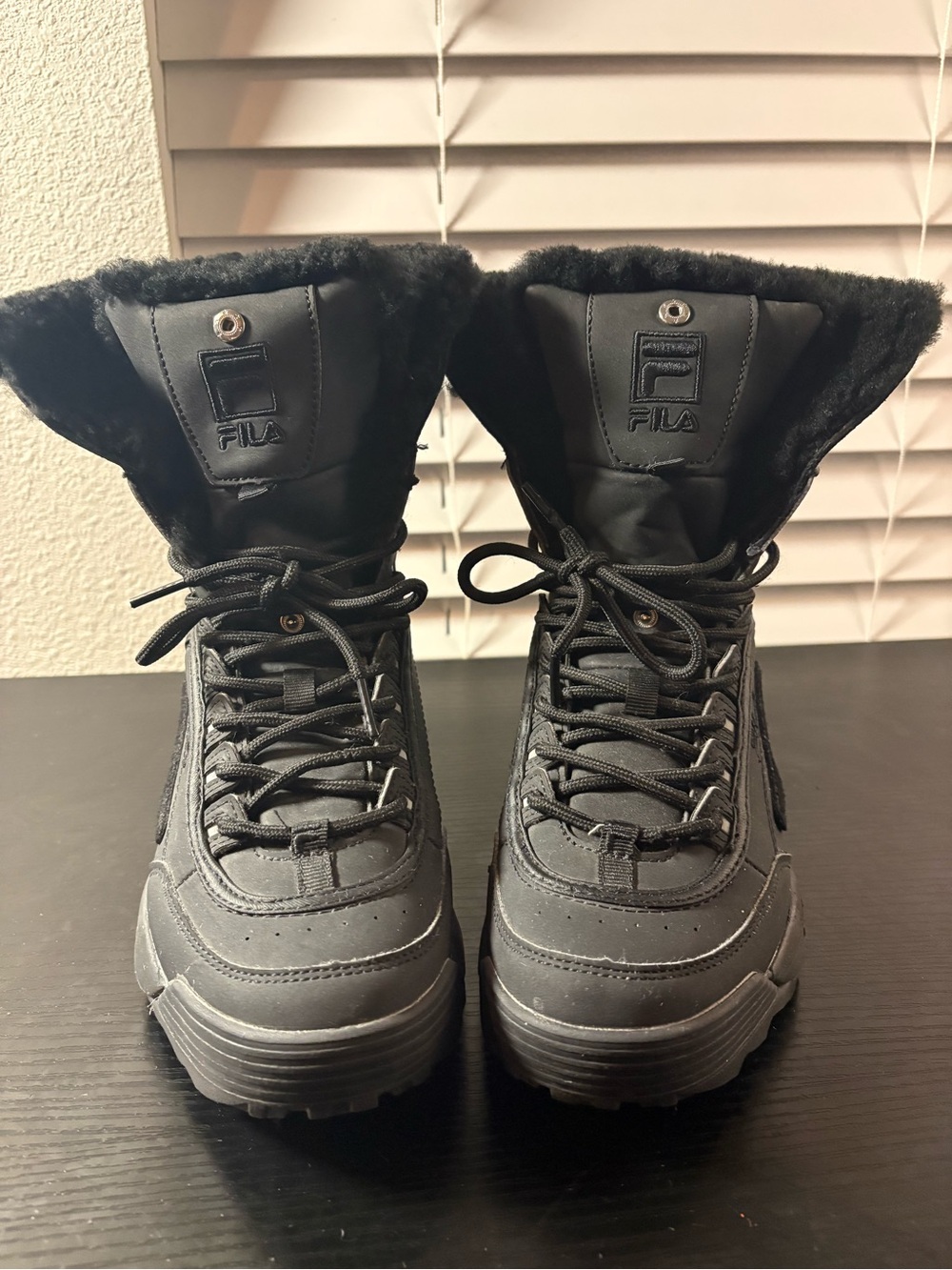 FILA Disruptor Shearling Black Chunky Sneaker Winter Boots Fold Down 6.5